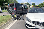 Acht Verletzte bei Unfall mit fünf Autos sowie einem Motorrad auf Kreuzkrug-Kreuzung