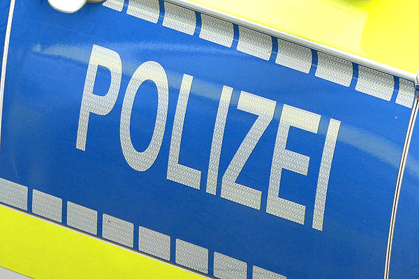 Zwei Unfälle in der Burgwedeler Straße: Beide Kraftfahrzeugführer begehen Verkehrsunfallflucht