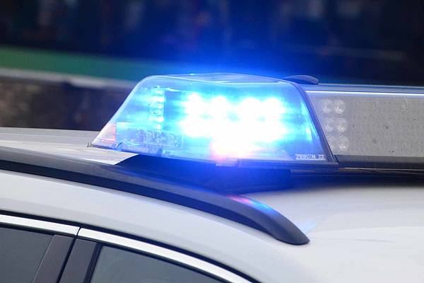 Ins Schlafzimmer geschaut: Polizei sucht mit Polizeihubschrauber nach unbekanntem Spanner