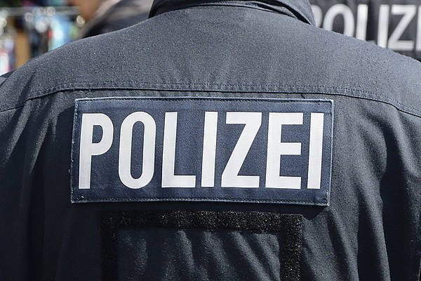 Polizei verwarnt Hobbyfotografen auf dem Gelände des Klinikums in Lehrte